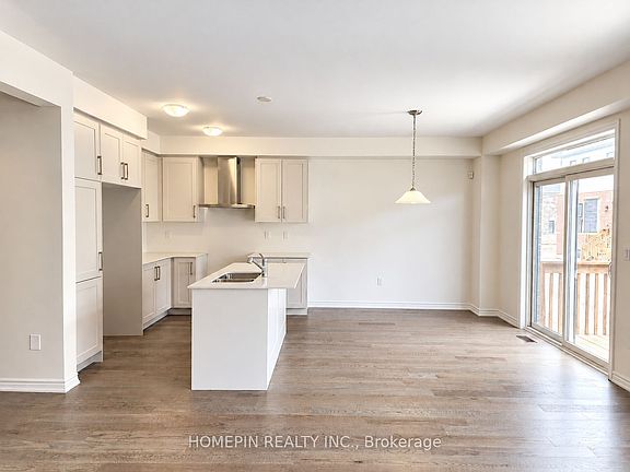 5th image of 21 Phoenix Blvd