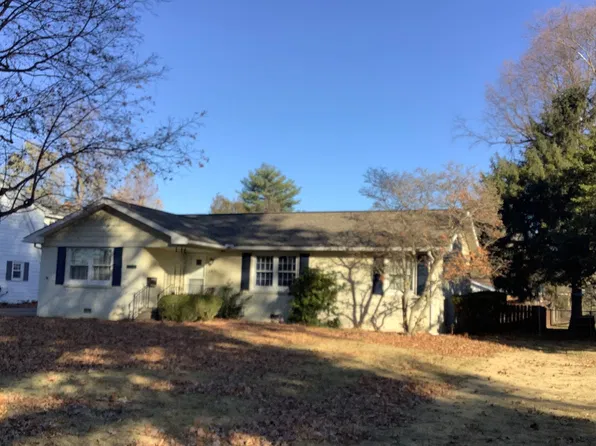 5618 Madison Ave, Evansville, IN 47715