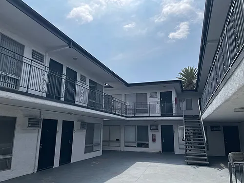 Jordan Court Apartments Photo 1