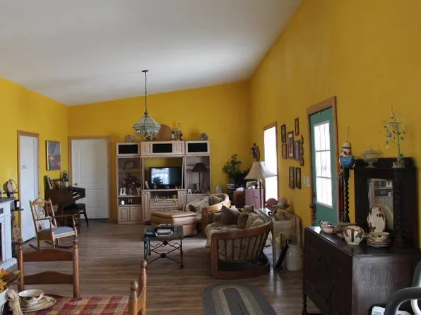 533 Granado Dr, Fort Davis, TX 79734