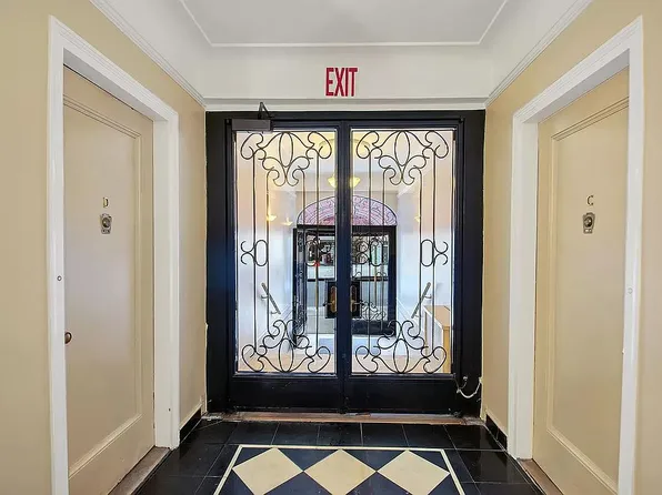 20 W 84th St APT 1B, New York, NY 10024