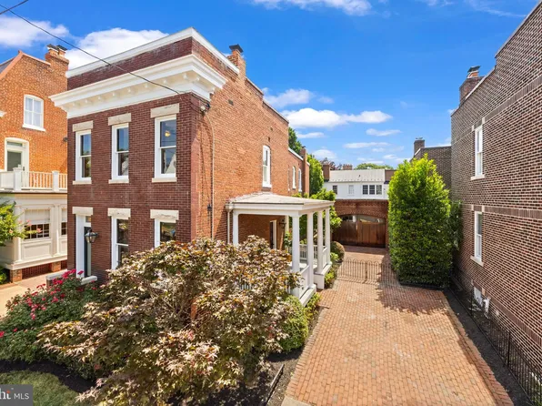226 S Fairfax St, Alexandria, VA 22314