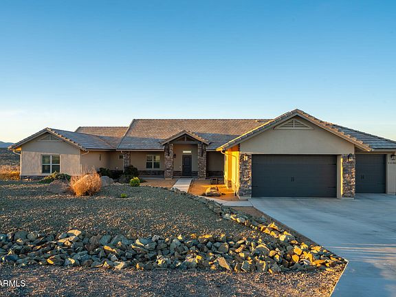 2nd image of 15140 E COUNTRYSIDE Road