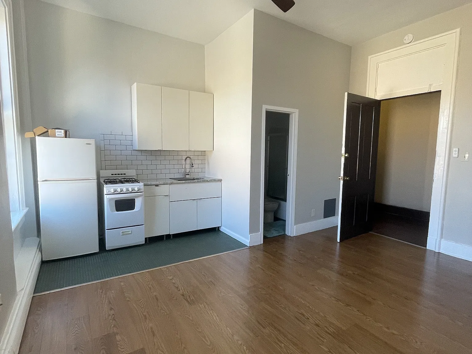 Court - Apt-12 — Photo 2