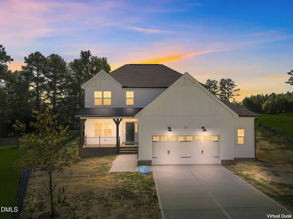 10 Diamond Creek Dr, Zebulon, NC 27597