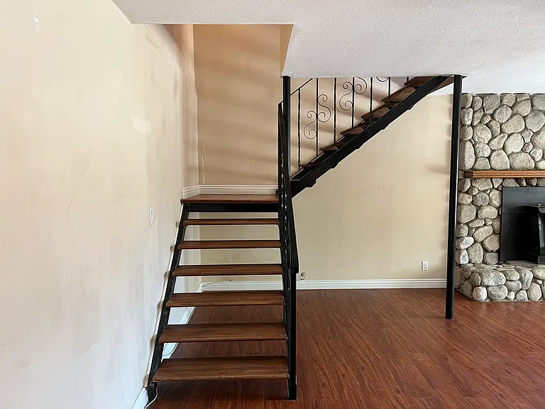 14985 Genesee Rd — Photo 37