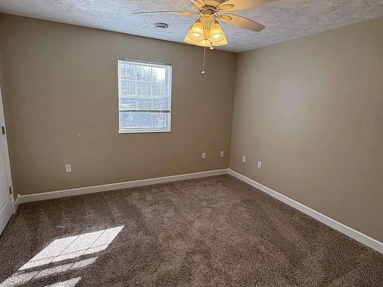 134 Brenda Ln #134 — Photo 4