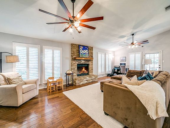 5th image of 2903 Albin Dr