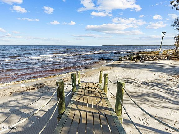 5th image of 413 Sandy Point Dr #L48