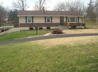 27677 Southwood Ln, Sedalia, MO 65301