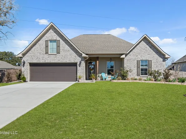 12082 Michael Grace Dr, Gulfport, MS 39503