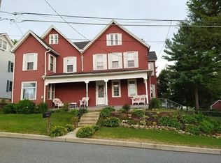 330 New St, Walnutport, PA