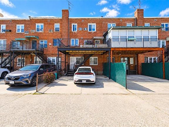 4th image of 2453 Coyle St