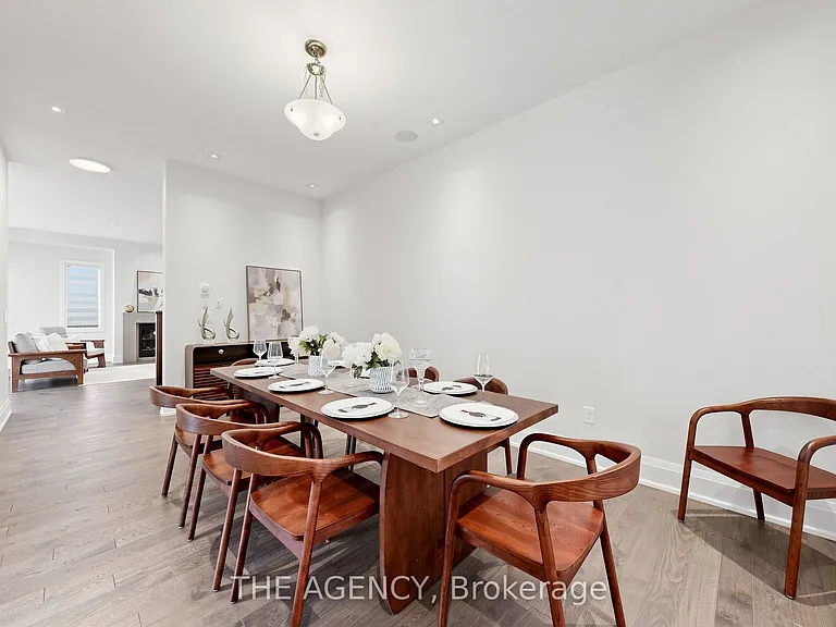 32 Conger St — Photo 13