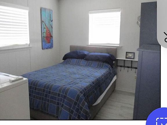 3rd image of 138 Dewberry Ln
