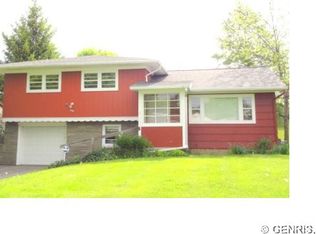 340 Marwood Rd, Rochester, NY 14612