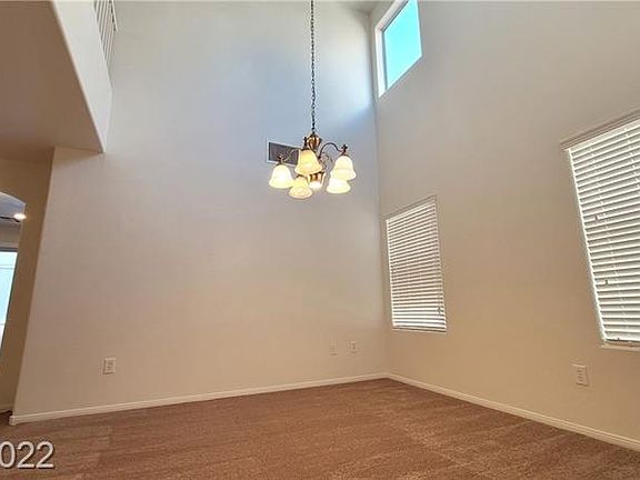 3rd image of 7425 Mojave Canyon St