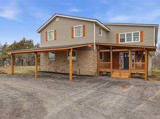 3601 W Cowboy Hill Rd, Ponca City, OK 74601