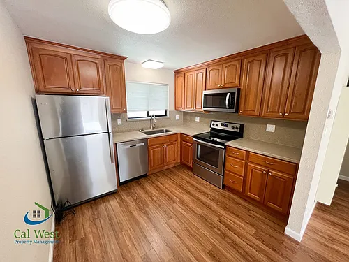 428 S 11th St #3 Photo 1 428 S 11th St #3 Photo 1