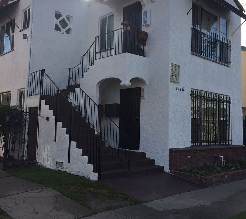 1st image of 1116 E 5th St