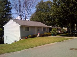 33 Bridal Ave, Warwick, RI 02886