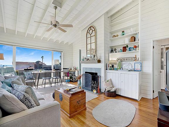 4th image of 33841 Golden Lantern St