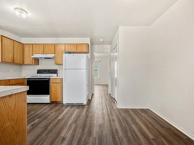 4102 Terri Linn Dr #A — Photo 5