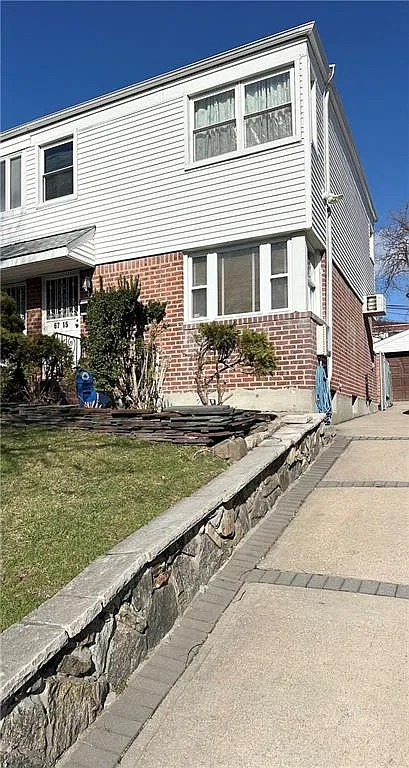 6715 215th St photo 1