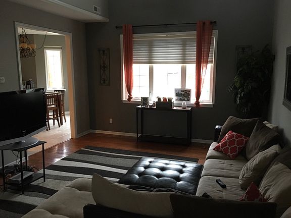 3rd image of 8094 Tuckaway Ct