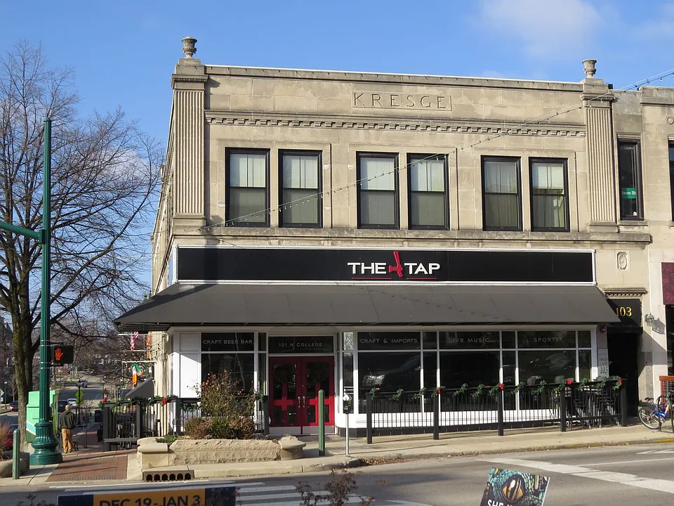 103 N College Ave