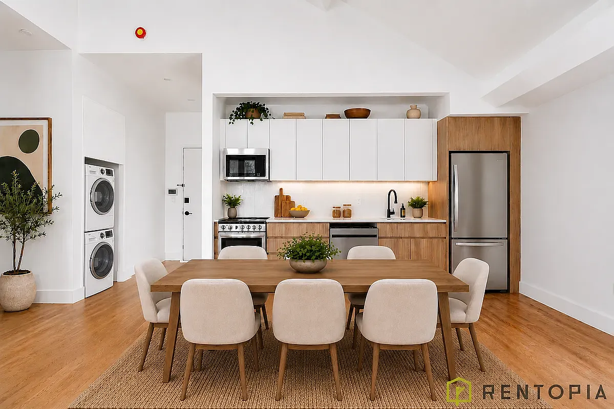 439 Sackett Street 4H