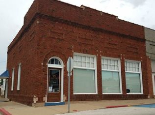 711 Mortimer St, Barry, IL 62312