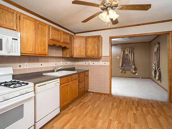 5th image of 3417 S Ong St