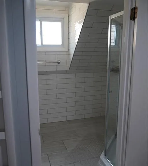 1358 Narragansett Blvd — Photo 32