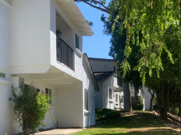 Ojai Heights — Photo 57