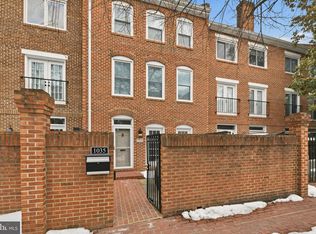 1035 N Stafford St, Arlington, VA 22201