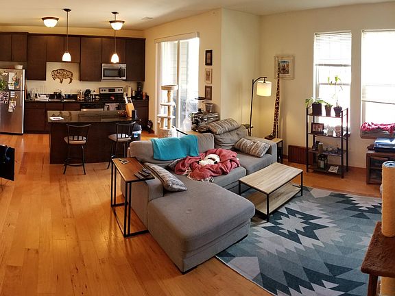 3rd image of 2628 Arbor Dr #204