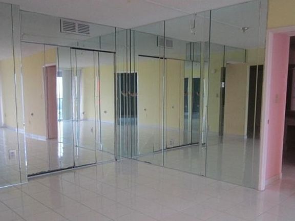 4th image of 3731 N Country Club Dr APT 1424