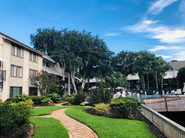 36 Deallyon Ave APT 105, Hilton Head Island, SC 29928