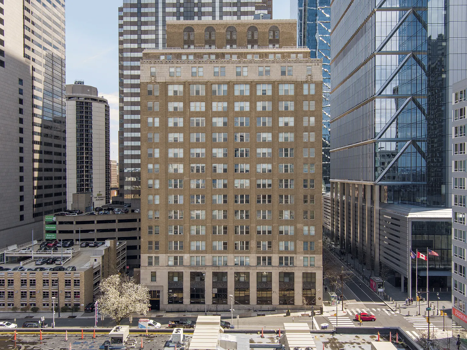 The Lofts at 1835 Arch — Photo 1