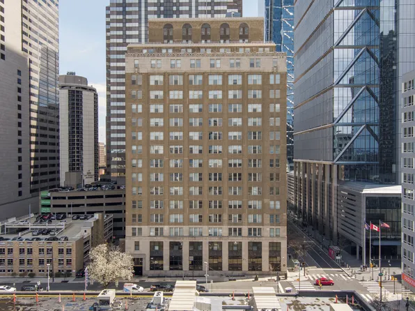 The Lofts at 1835 Arch