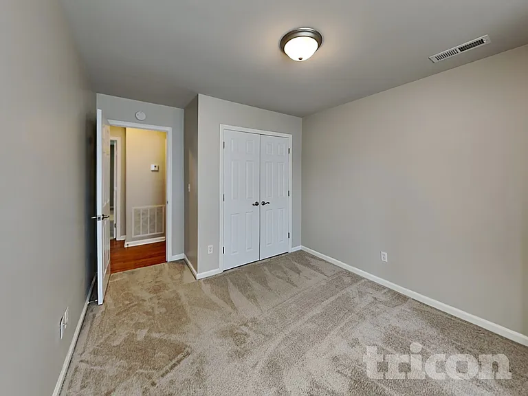 4904 Valley Trail Ct — Photo 10