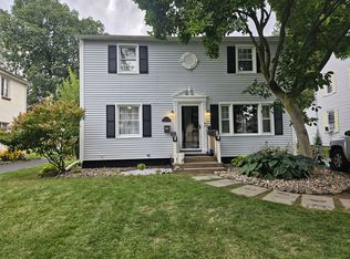 71 Medfield Dr, Rochester, NY 14609