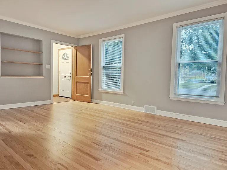 2805 N Avondale Blvd — Photo 6