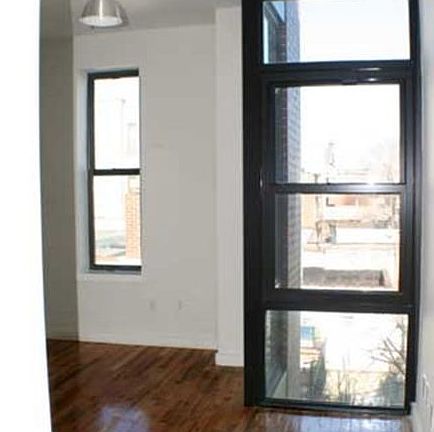 47-45 Vernon Blvd #6