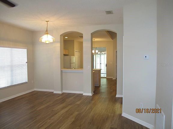 3rd image of 4208 Pacifica Dr