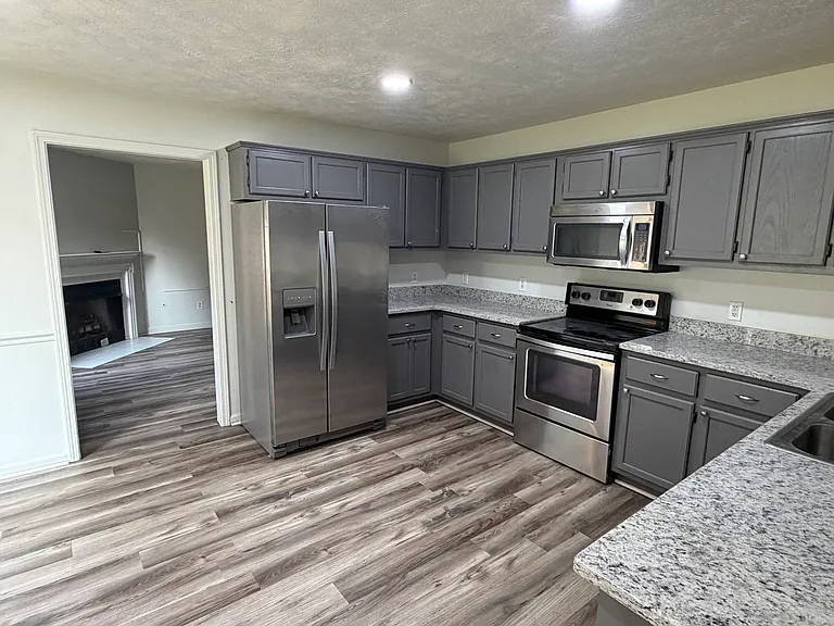 17 Sagefield Cv — Photo 4