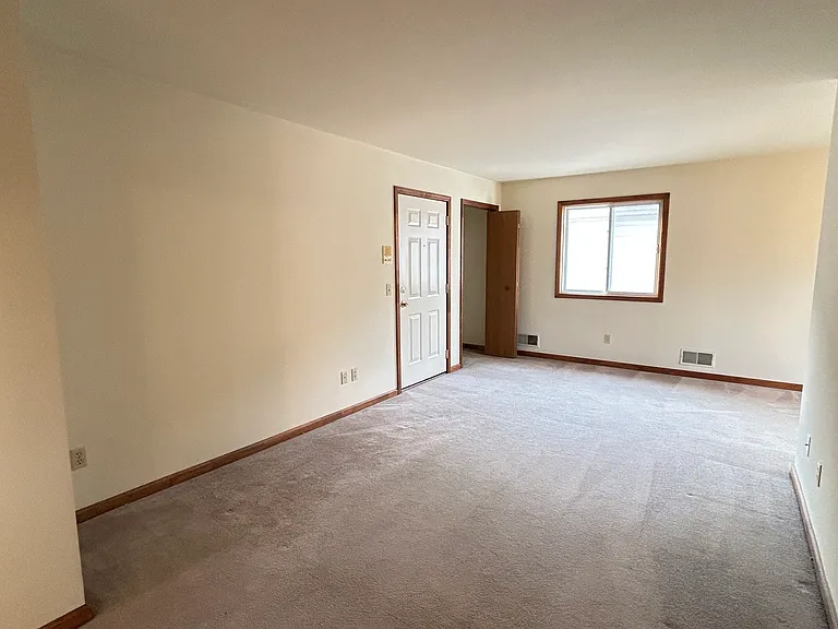4212 Menga Dr #4 — Photo 15