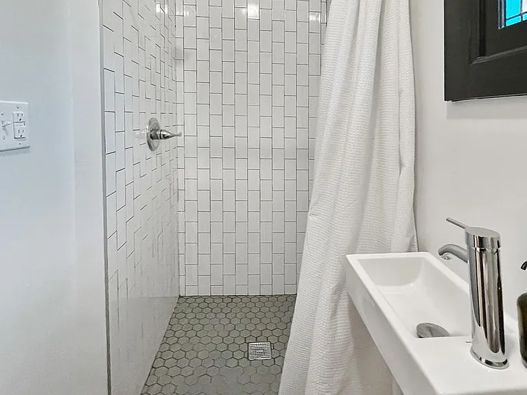 1232 W Washington Blvd — Photo 13
