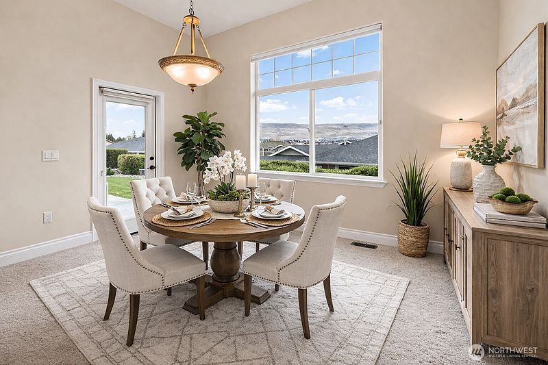5th image of 1845 Maple Street #26